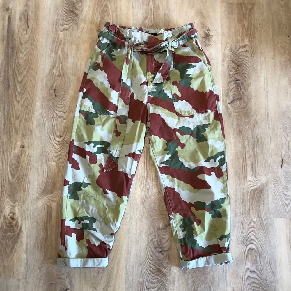 CAMOUFLAGE BUCKET PANTS ZARA
